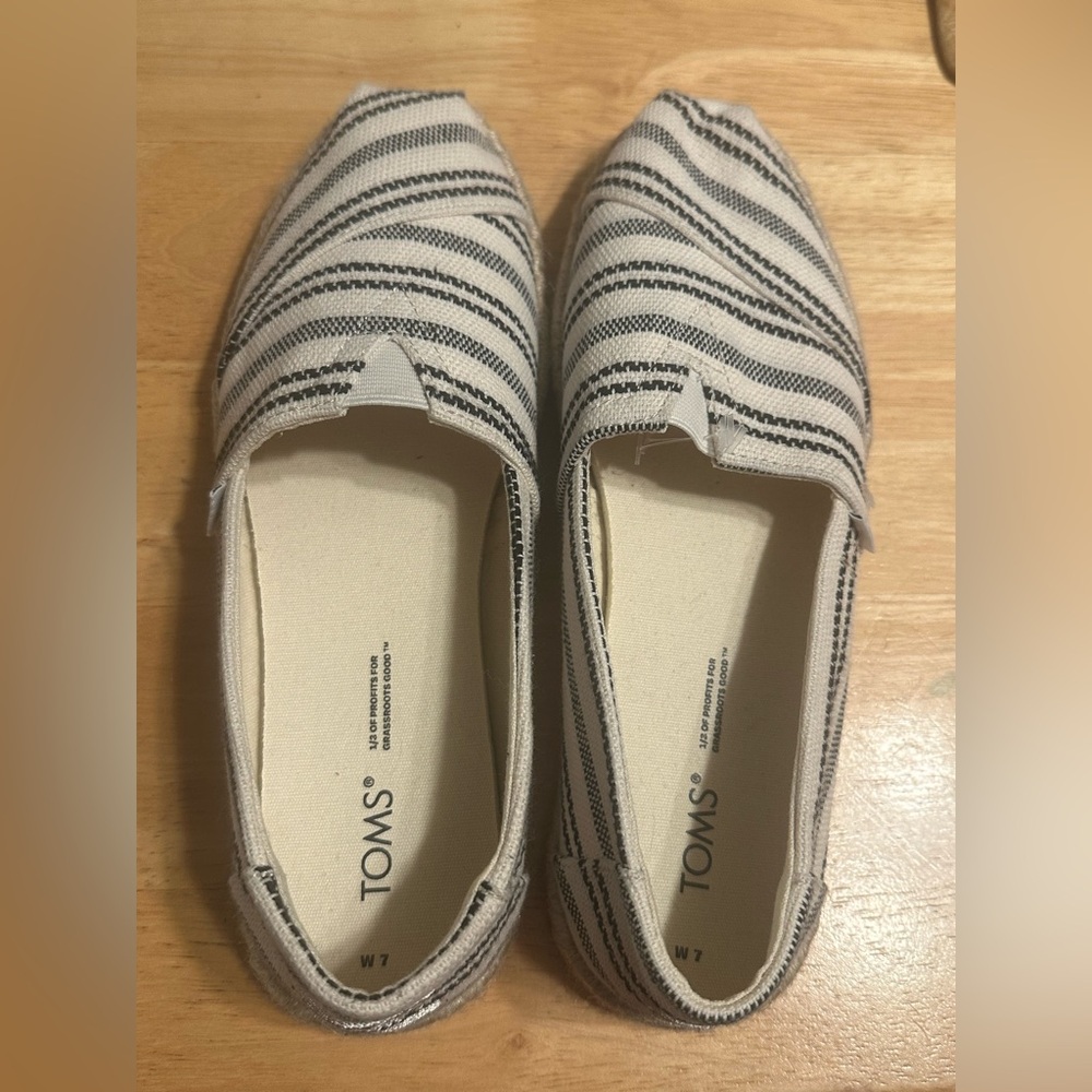 🆕 Toms Women's Alpargata Rope Espadrille Slip On Shoe - 7 - Picture 5 of 7